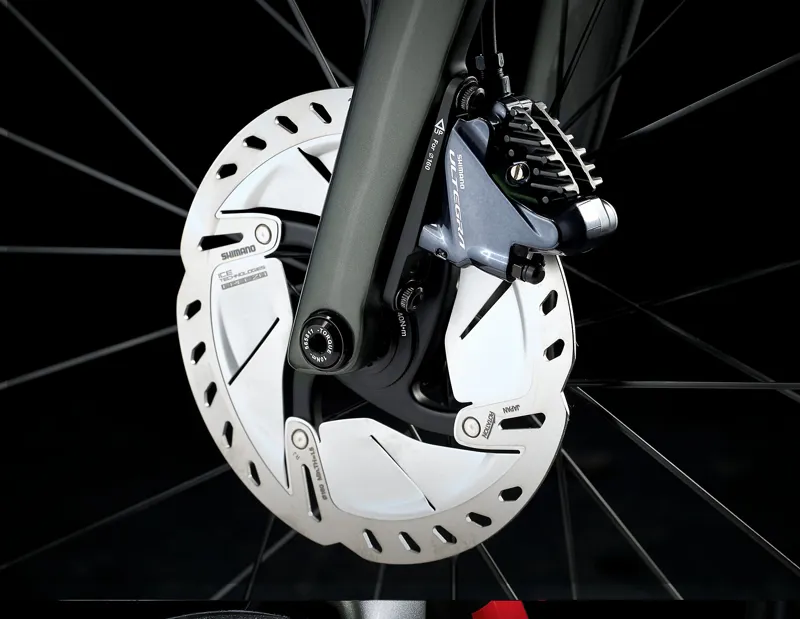 Trek Emonda SL 6 Disc Carbon Road Bike in Lithium Grey Chrome Size 56-2